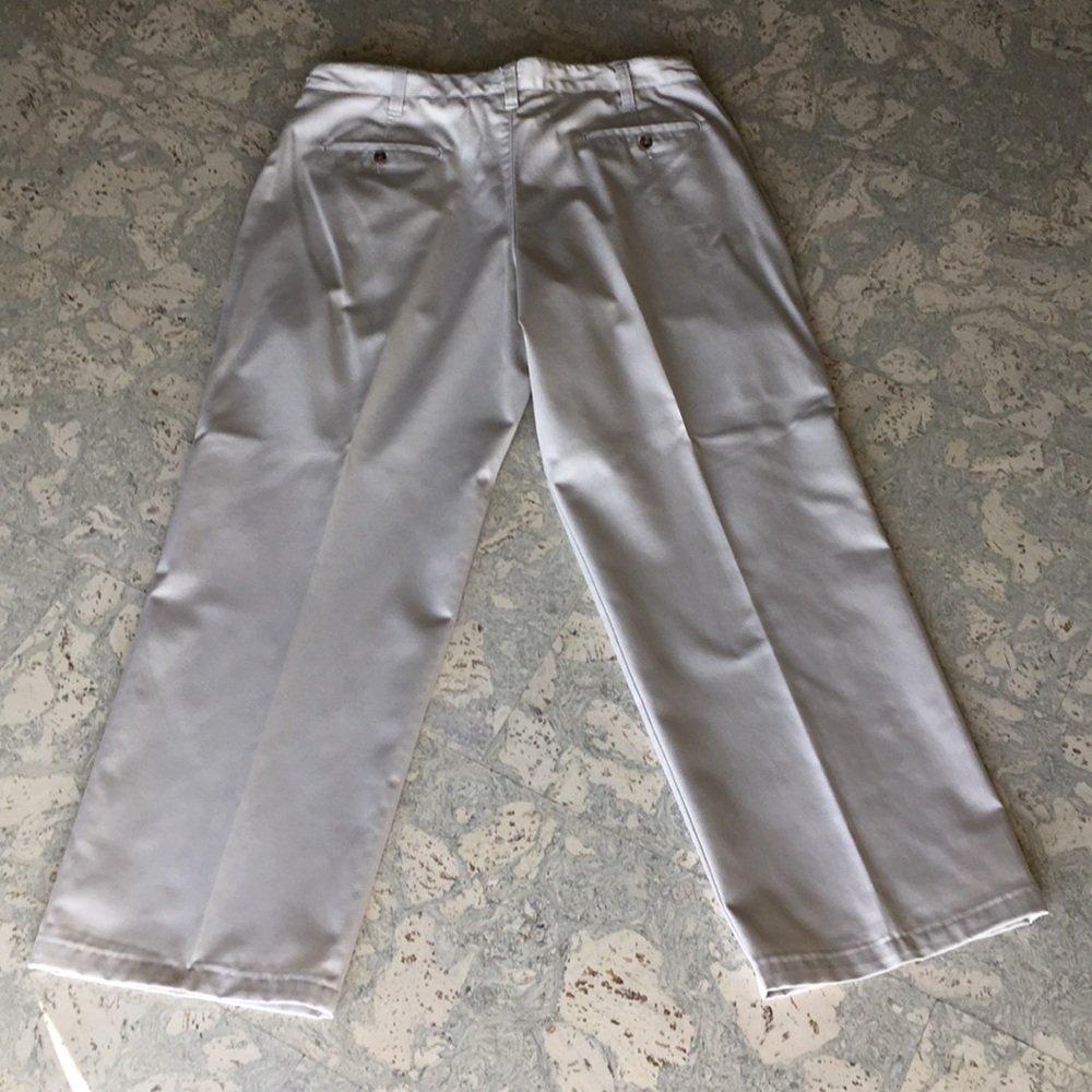 Eddie Bauer Relaxed Fit Light Beige Pants -40 x 32 - Picture 2 of 8